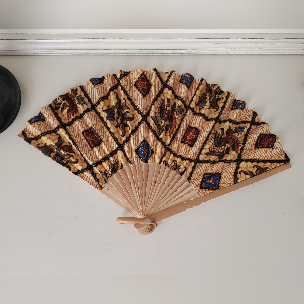 Beautiful Folding Hand Fan